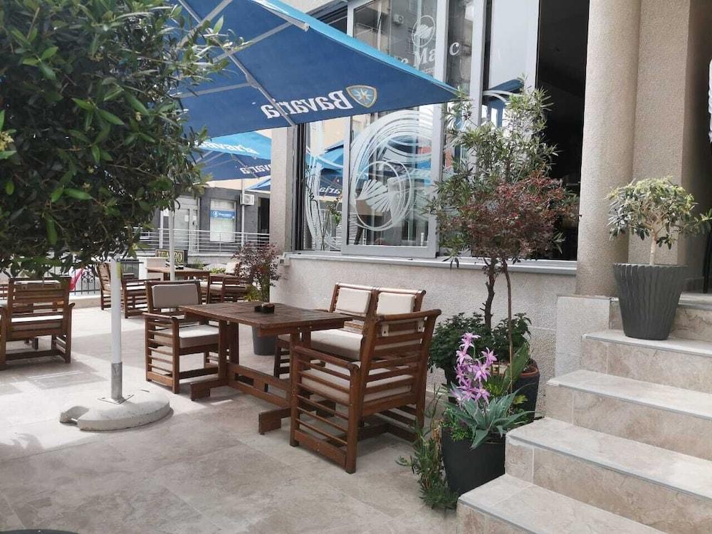 Le Marc Guest House Budva Ngoại thất bức ảnh
