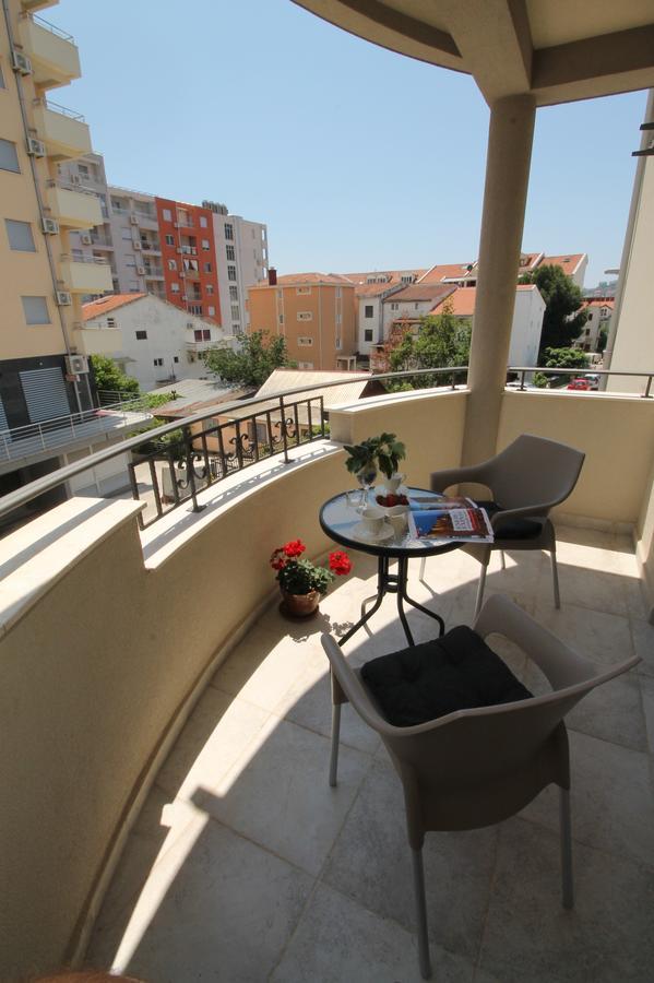 Le Marc Guest House Budva Ngoại thất bức ảnh