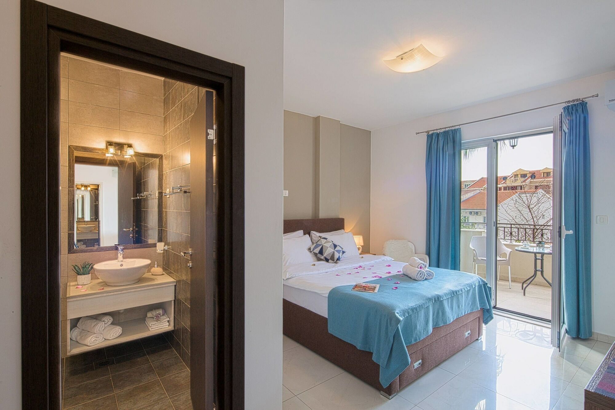 Le Marc Guest House Budva Ngoại thất bức ảnh